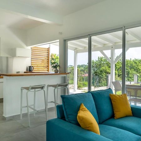 Superbe Appartement Avec Terrasse Vue Nature - Julyan House Petit-Bourg Buitenkant foto