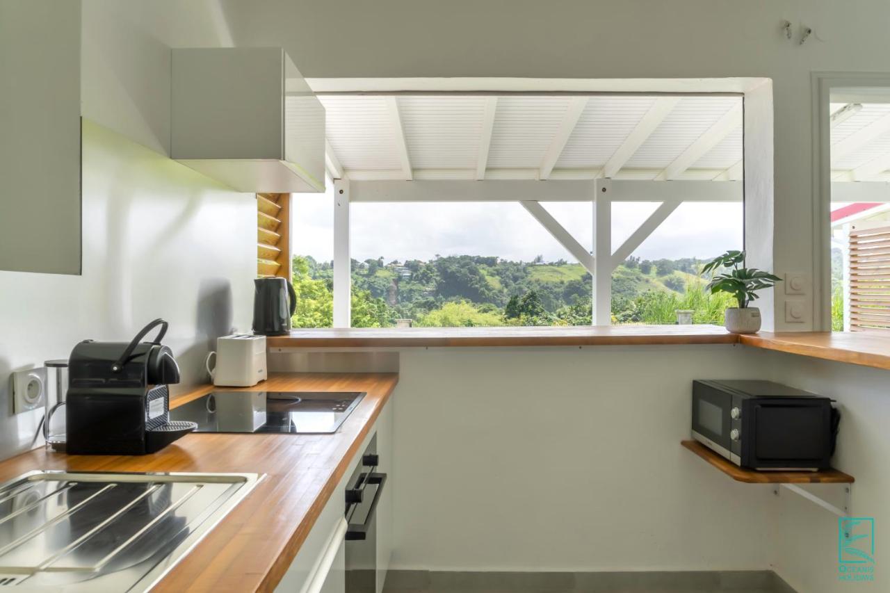 Superbe Appartement Avec Terrasse Vue Nature - Julyan House Petit-Bourg Buitenkant foto