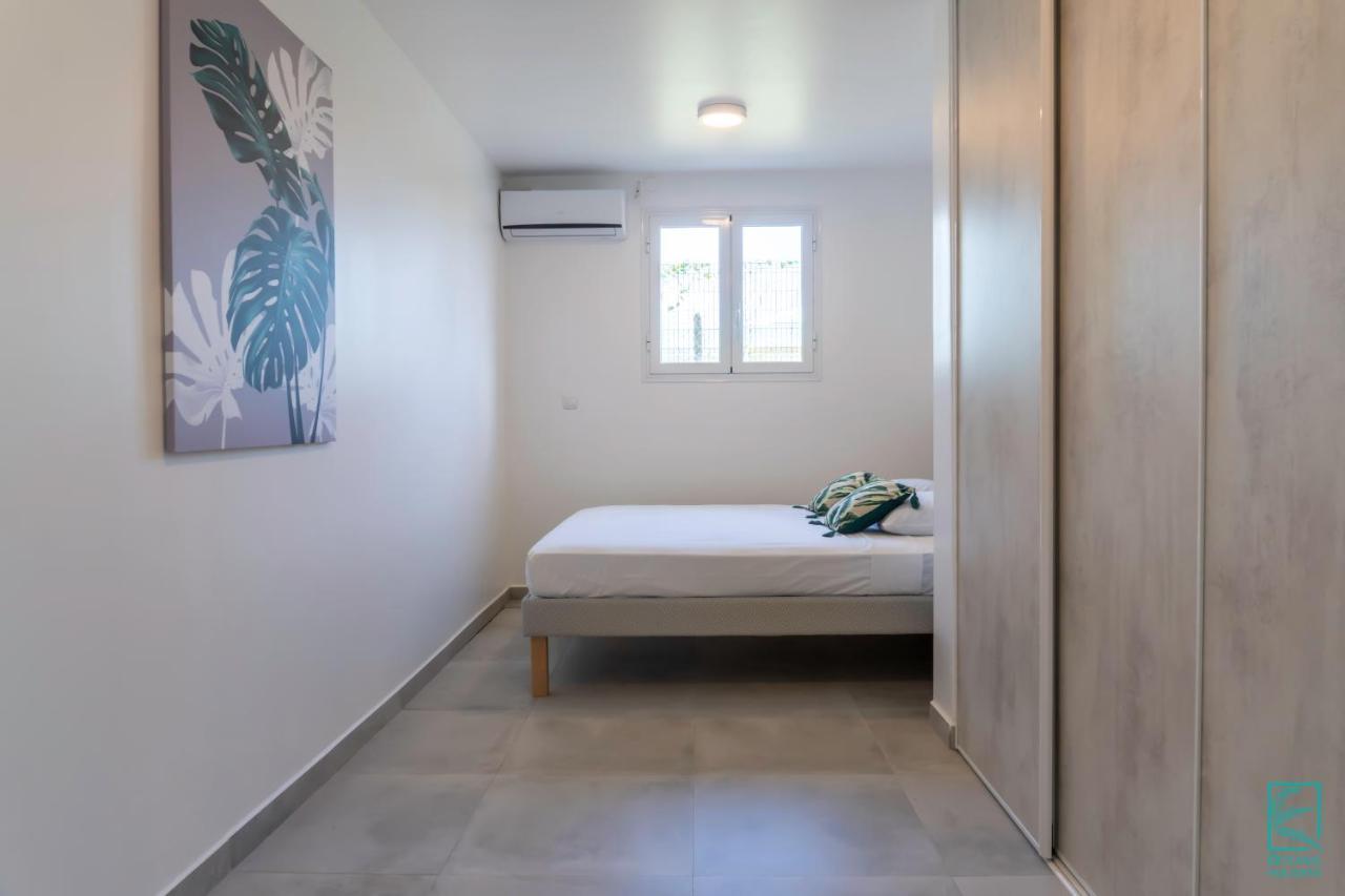 Superbe Appartement Avec Terrasse Vue Nature - Julyan House Petit-Bourg Buitenkant foto